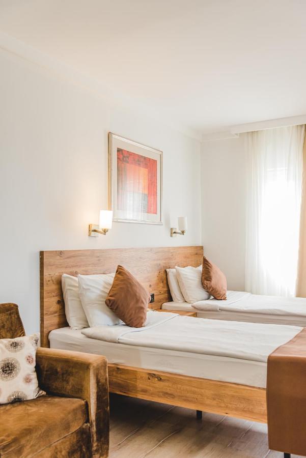 Uptown Bueyuek Anadolu Girne Hotel Екстериор снимка