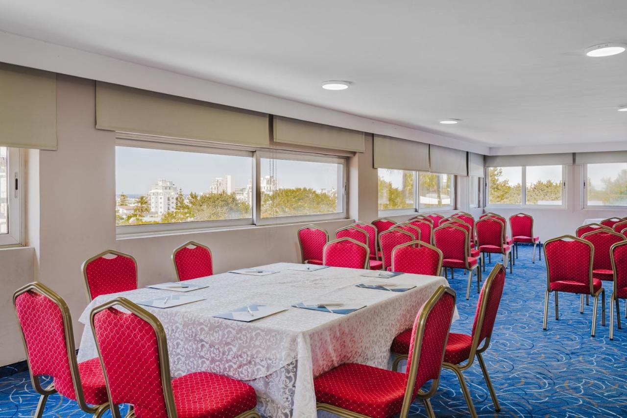 Uptown Bueyuek Anadolu Girne Hotel Екстериор снимка