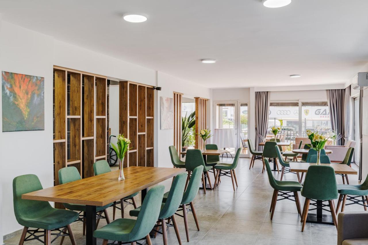 Uptown Bueyuek Anadolu Girne Hotel Екстериор снимка
