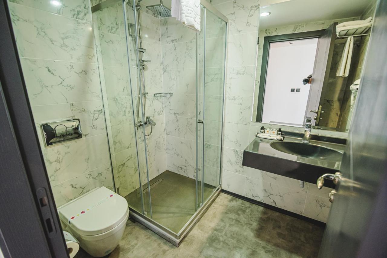 Uptown Bueyuek Anadolu Girne Hotel Екстериор снимка