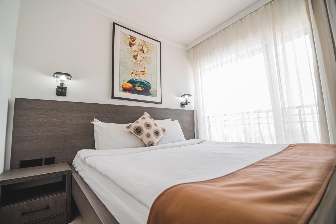 Uptown Bueyuek Anadolu Girne Hotel Екстериор снимка